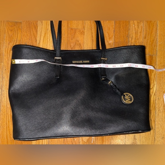 Michael Kors Purse - Picture 4 of 5